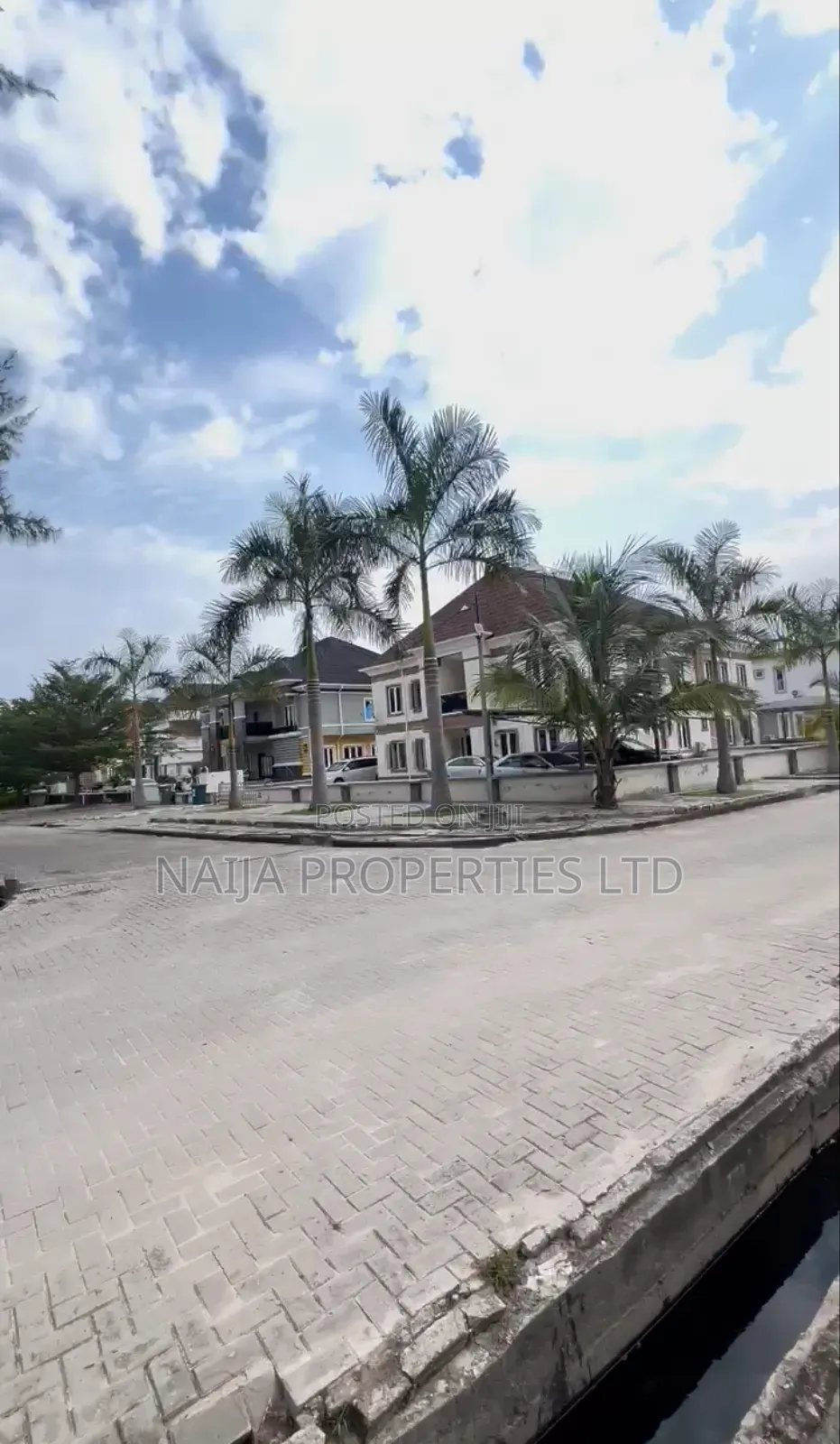 5bdrm Duplex in Orchid, Lekki for sale in Lekki