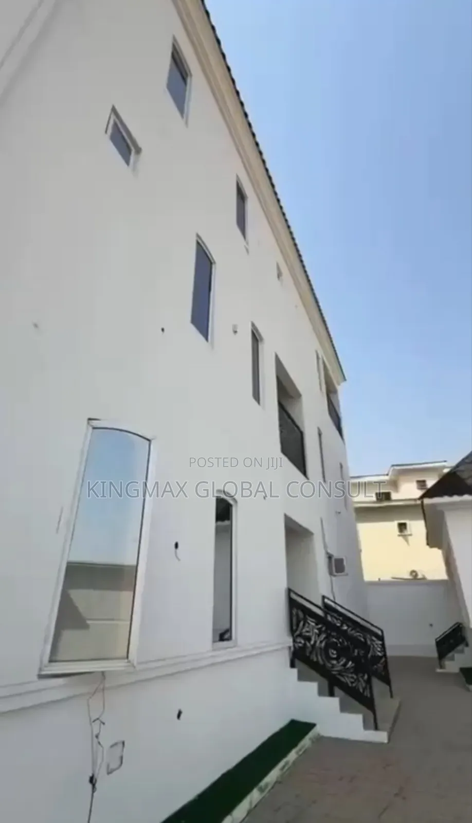 Furnished 17bdrm Mansion in Asokoro for sale in Asokoro