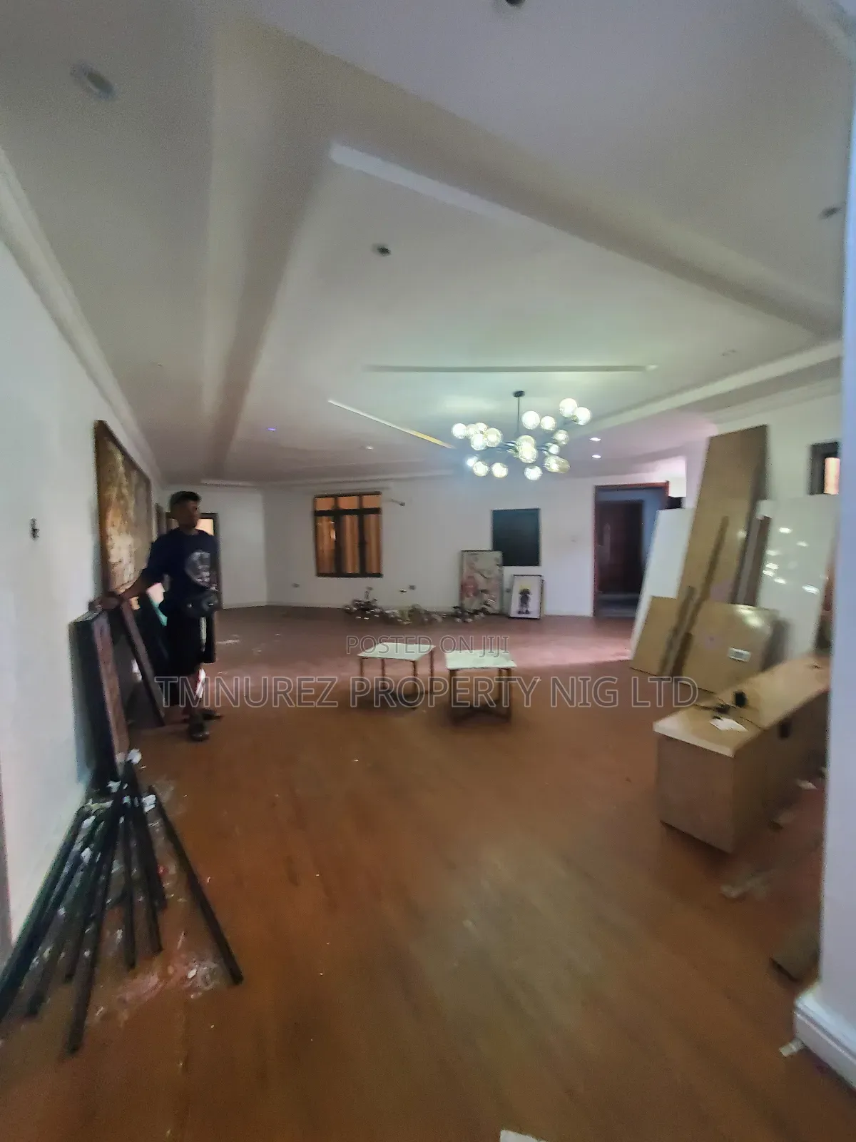 3bdrm Apartment in Off Admiralty, Lekki Phase 1 for rent in Lekki Phase 1