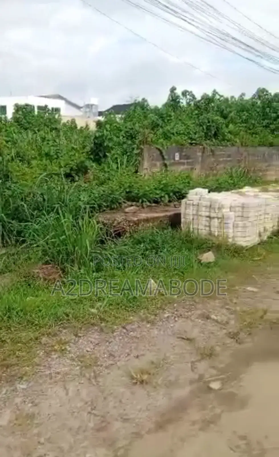 Outstanding Estate Land in Isheri North