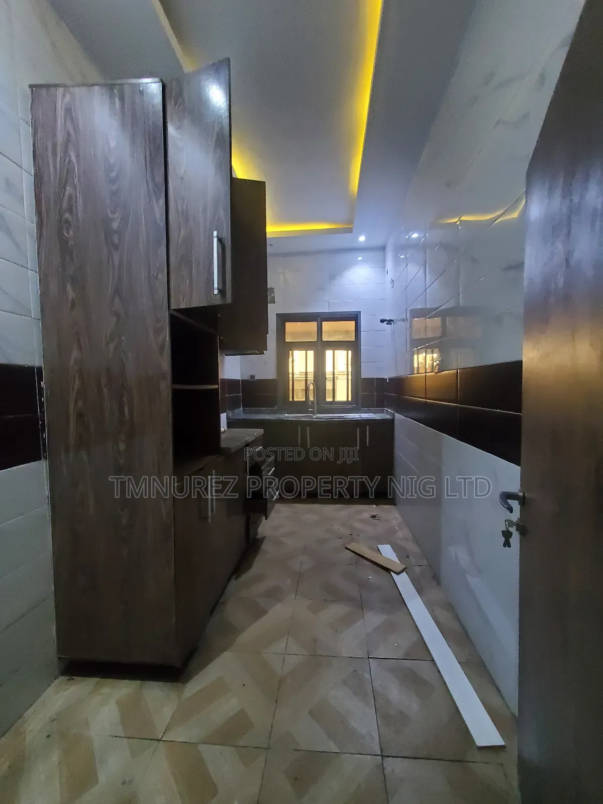 3bdrm Apartment in Lekki Phase1 for rent in Lekki Phase 1