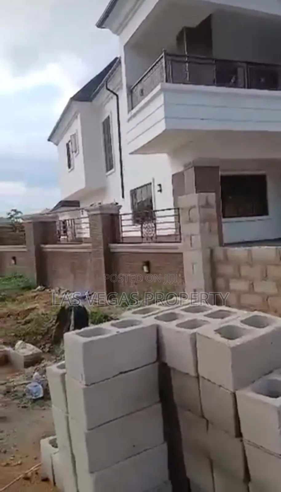 4bdrm Duplex in Graceland Estate, Owerri for sale in Owerri