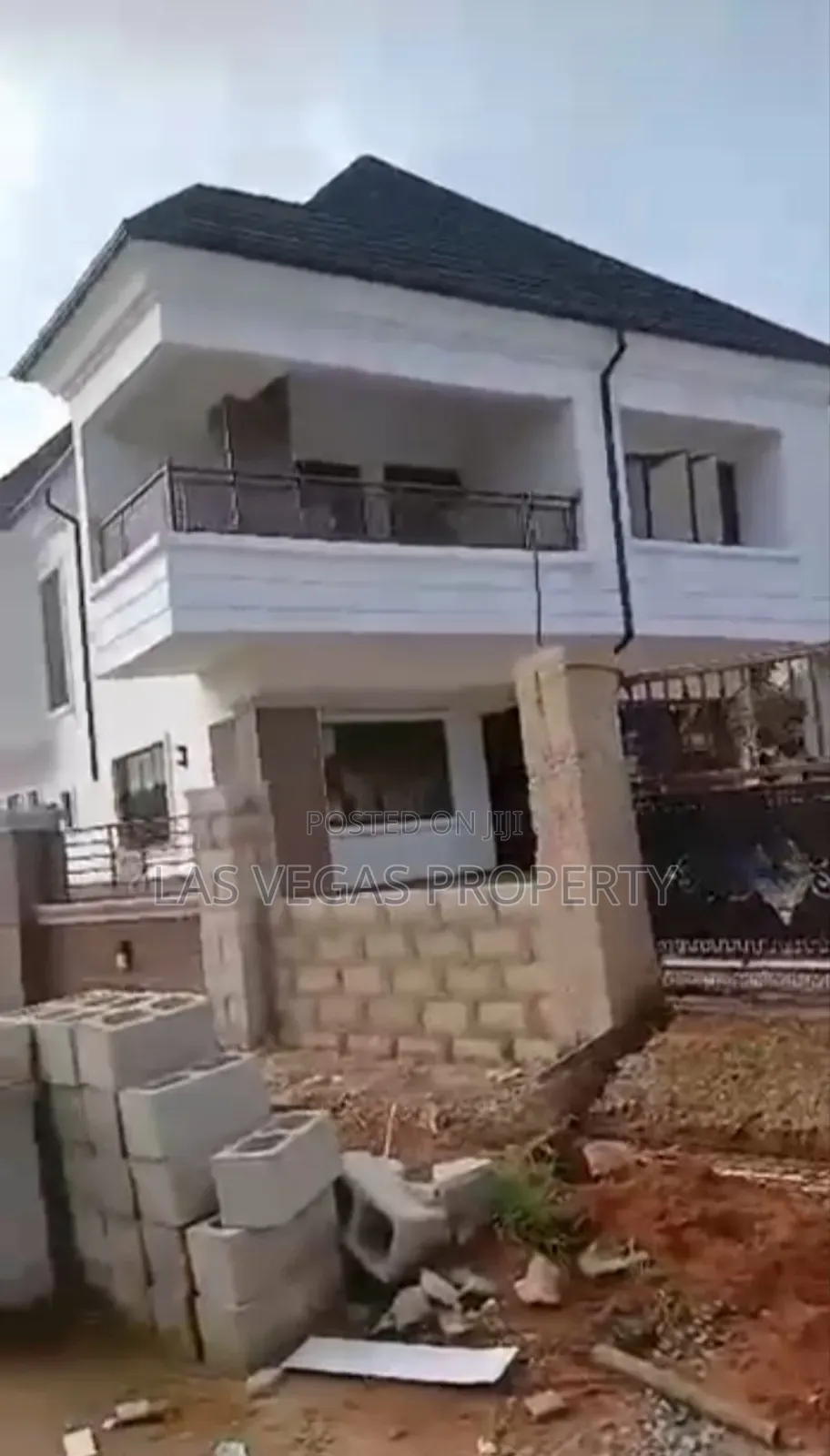 4bdrm Duplex in Graceland Estate, Owerri for sale in Owerri