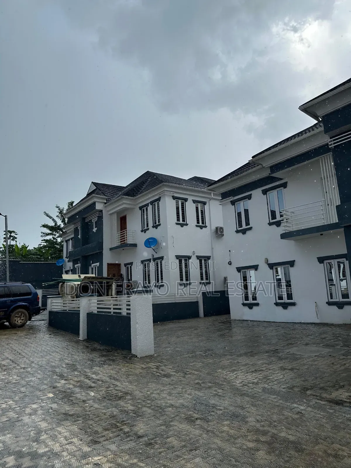 4bdrm Duplex in Bashorun Apampa, Jericho for sale in Jericho