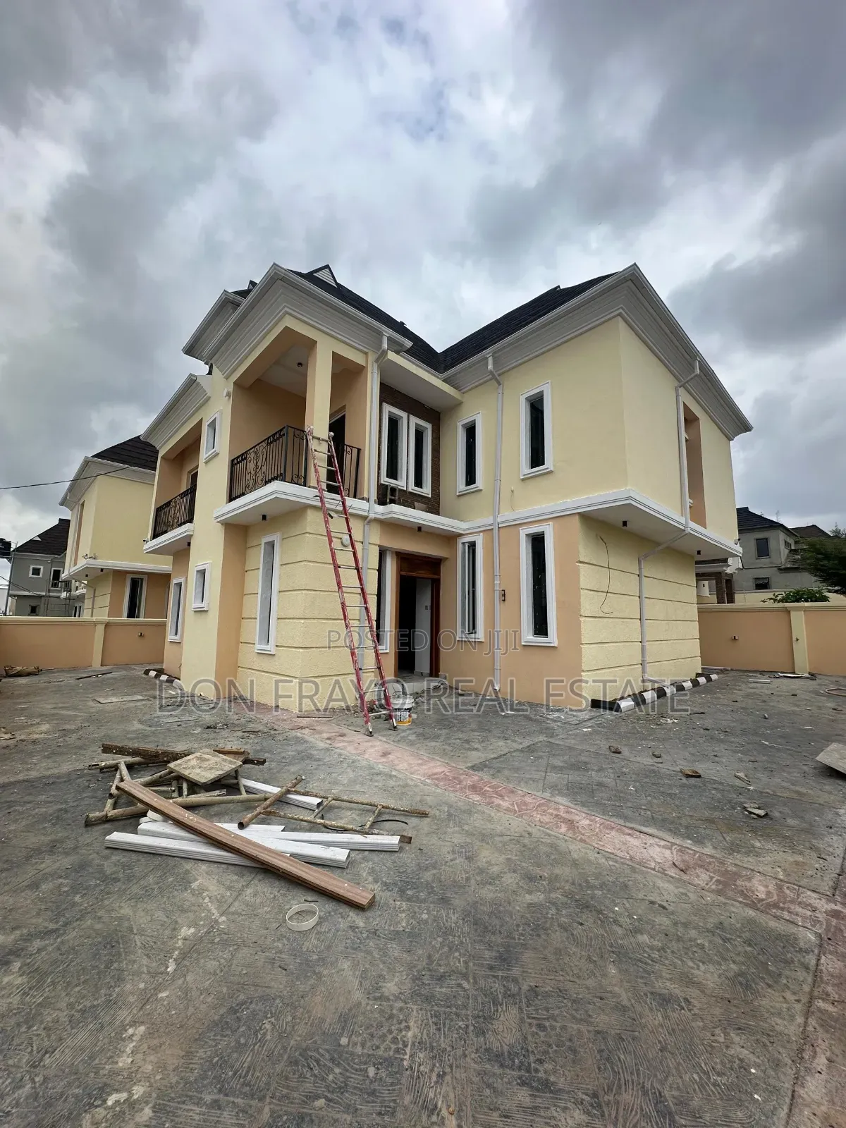 4bdrm Duplex in Carlton Gate Estate, Akobo for sale in Akobo