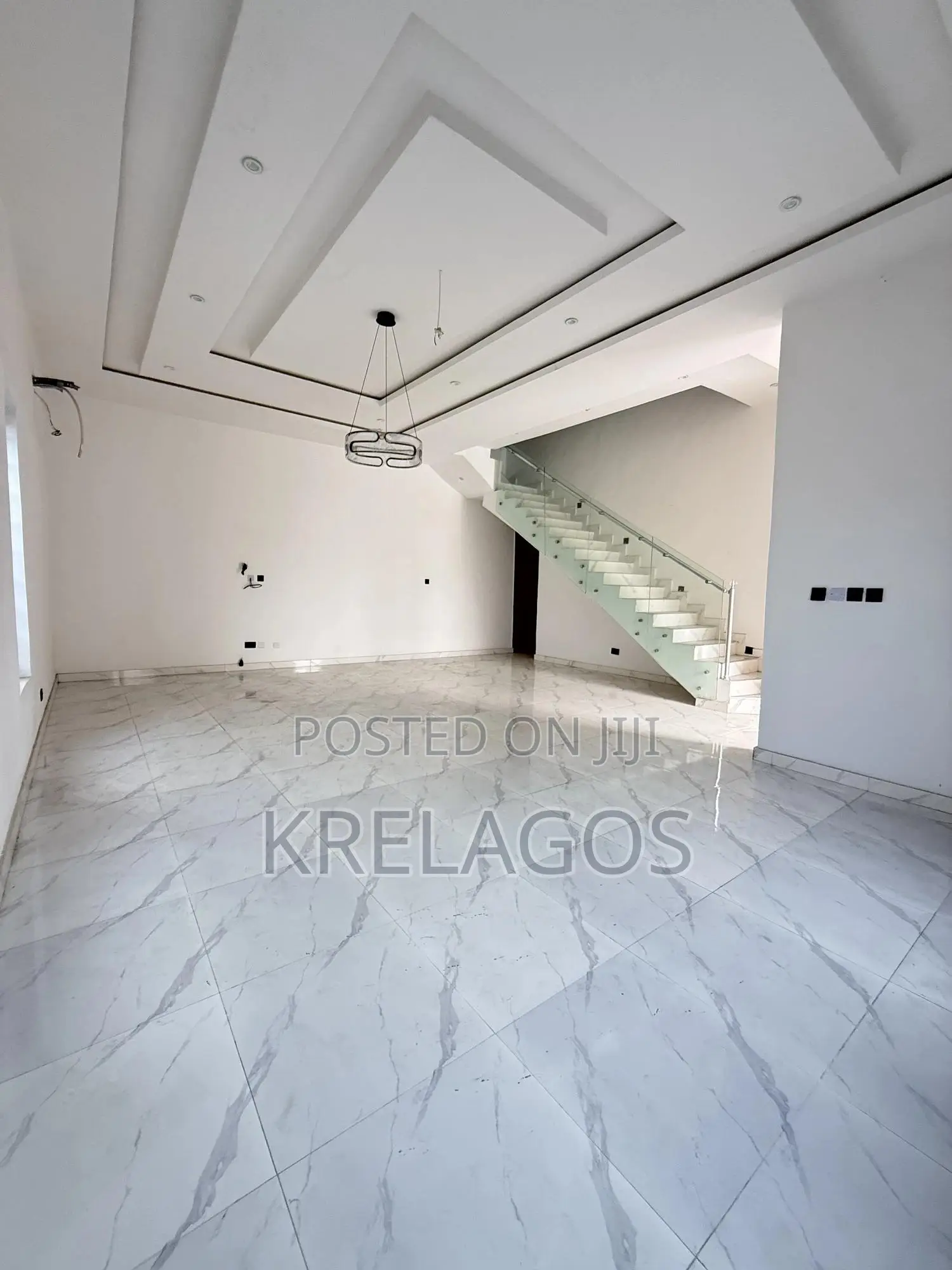5bdrm Duplex in Sangotedo for sale in Sangotedo