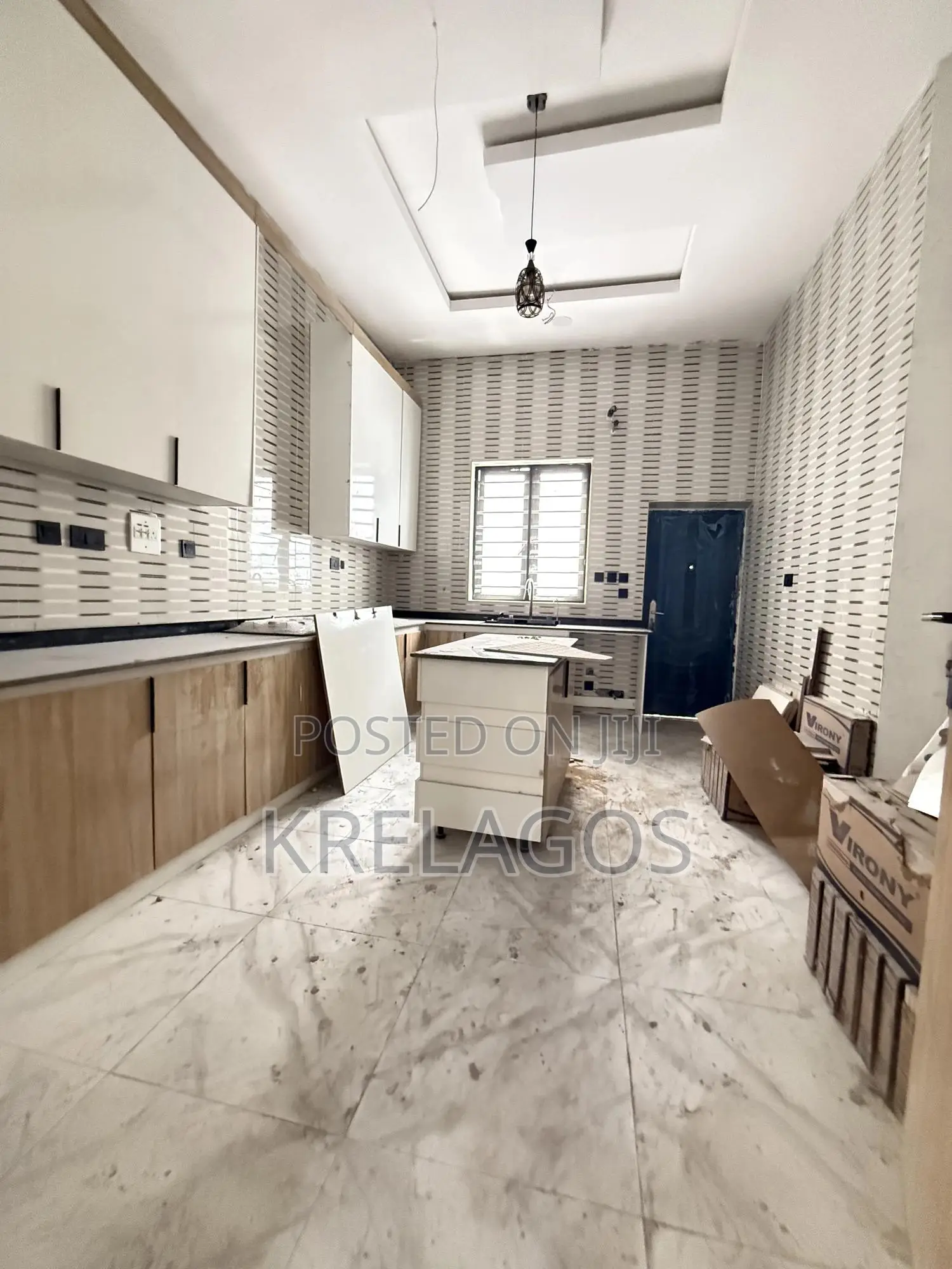 5bdrm Duplex in Sangotedo for sale in Sangotedo