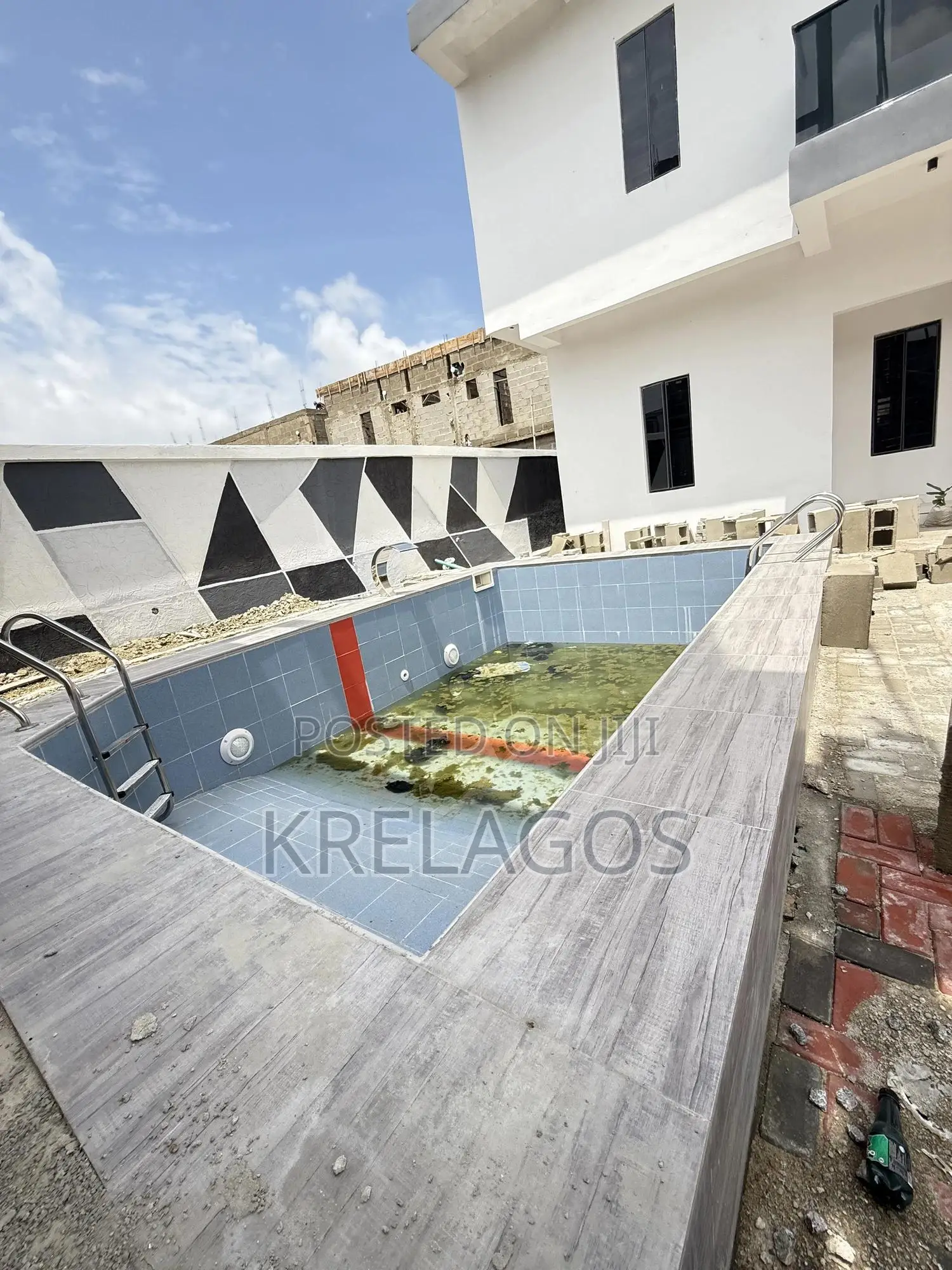 4bdrm Duplex in Sangotedo for sale in Sangotedo