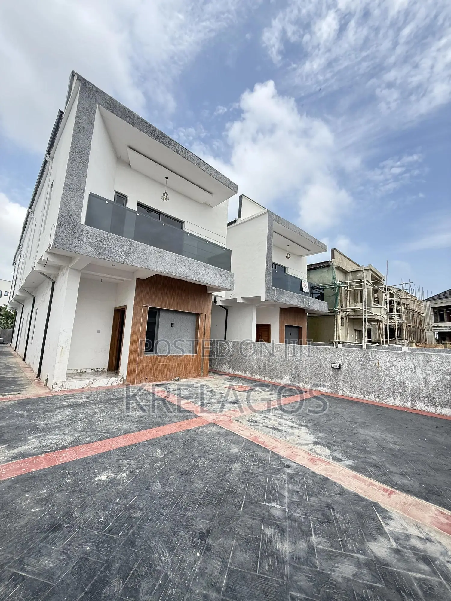 4bdrm Duplex in Sangotedo for sale in Sangotedo