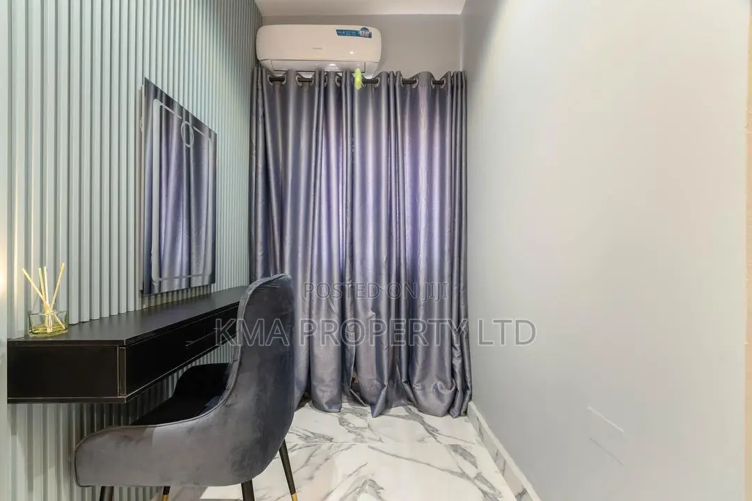Luxurious 1 Bedroom Apartment With Ps5 and Snooker in Lekki Phase 1