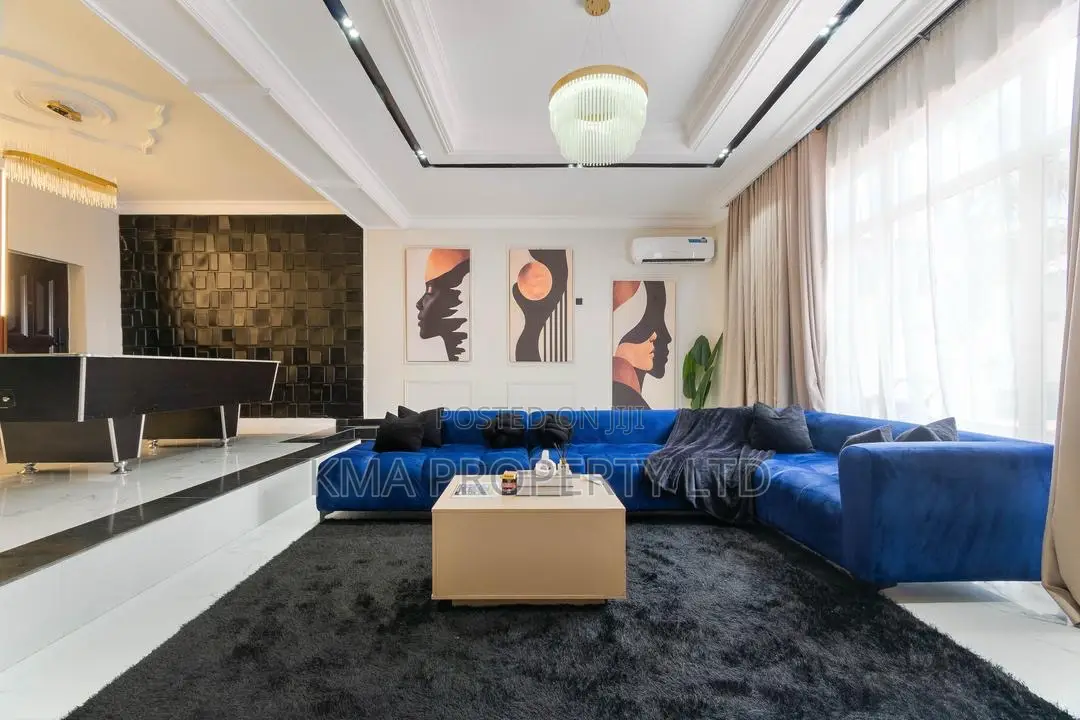 Luxurious 1 Bedroom Apartment With Ps5 and Snooker in Lekki Phase 1