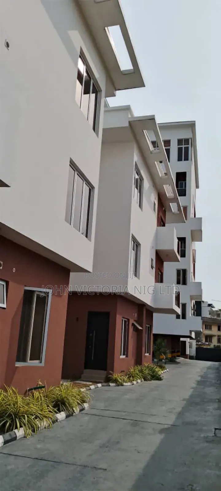 4bdrm Townhouse/Terrace in Mosley for sale in Mosley Road