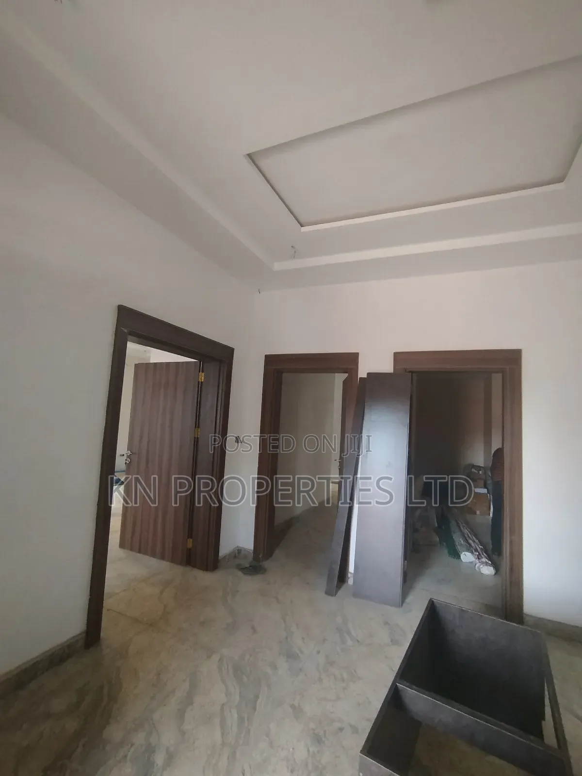 5bdrm Duplex in Resettlement, Apo District for sale in Apo District
