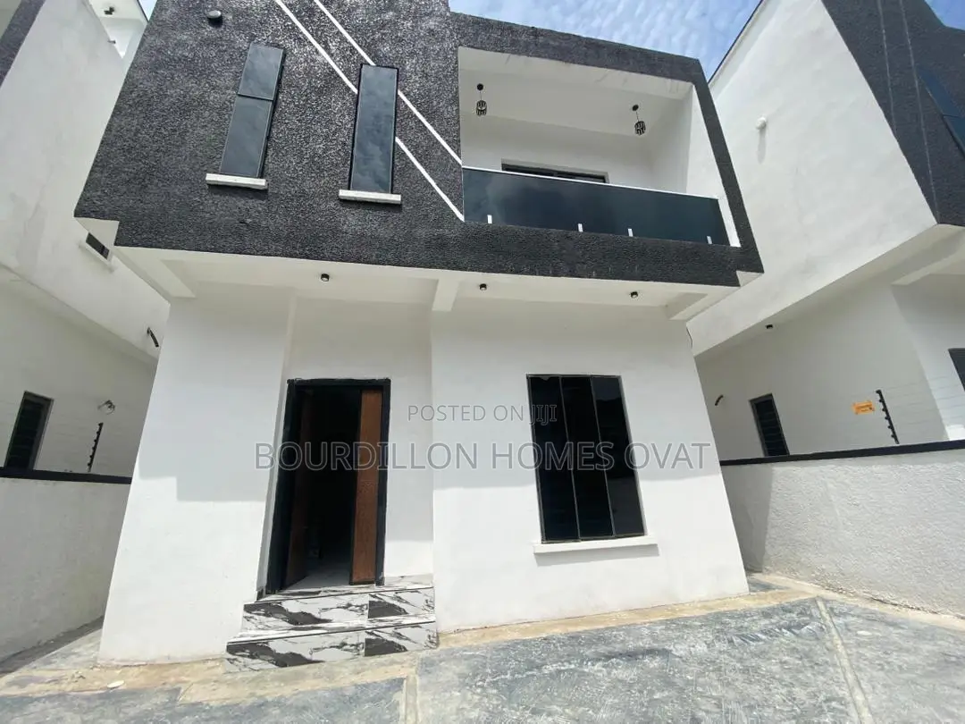 4bdrm Duplex in Lekki for sale in Lekki