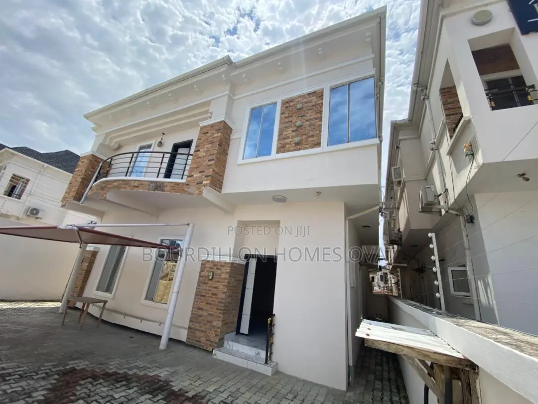 5bdrm Apartment in Lekki for sale in Lekki