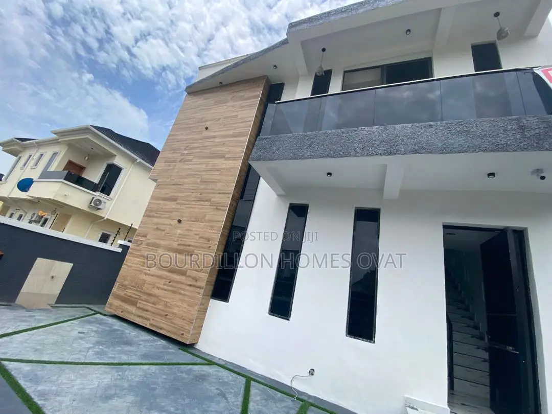 5bdrm Apartment in Lekki for sale in Lekki