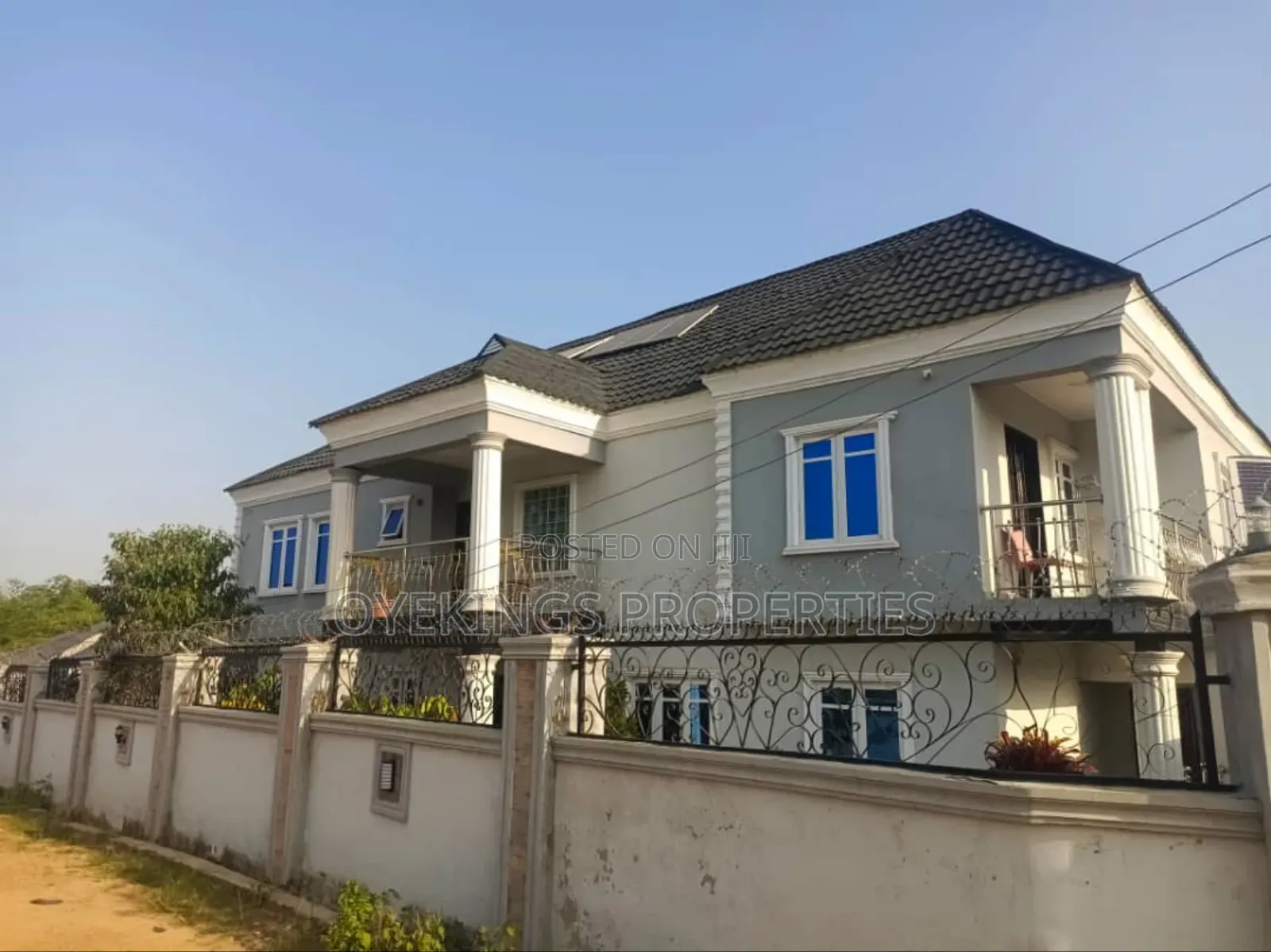 6bdrm Duplex in Mogana, Akala Express for sale in Akala Express