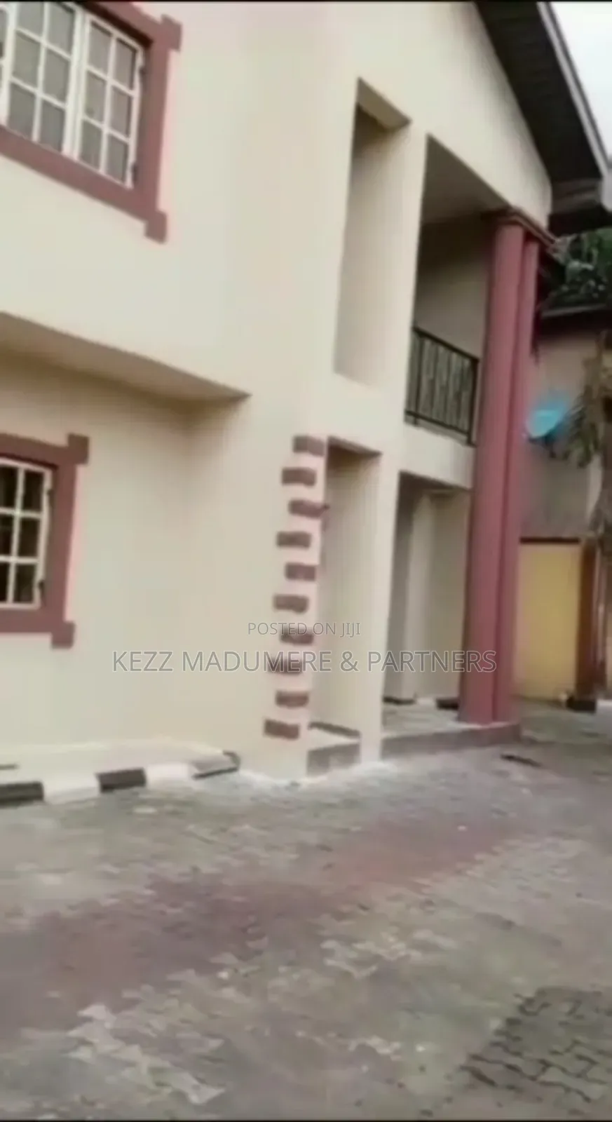 8bdrm Duplex in Woji Port Harcourt for sale in Port-Harcourt