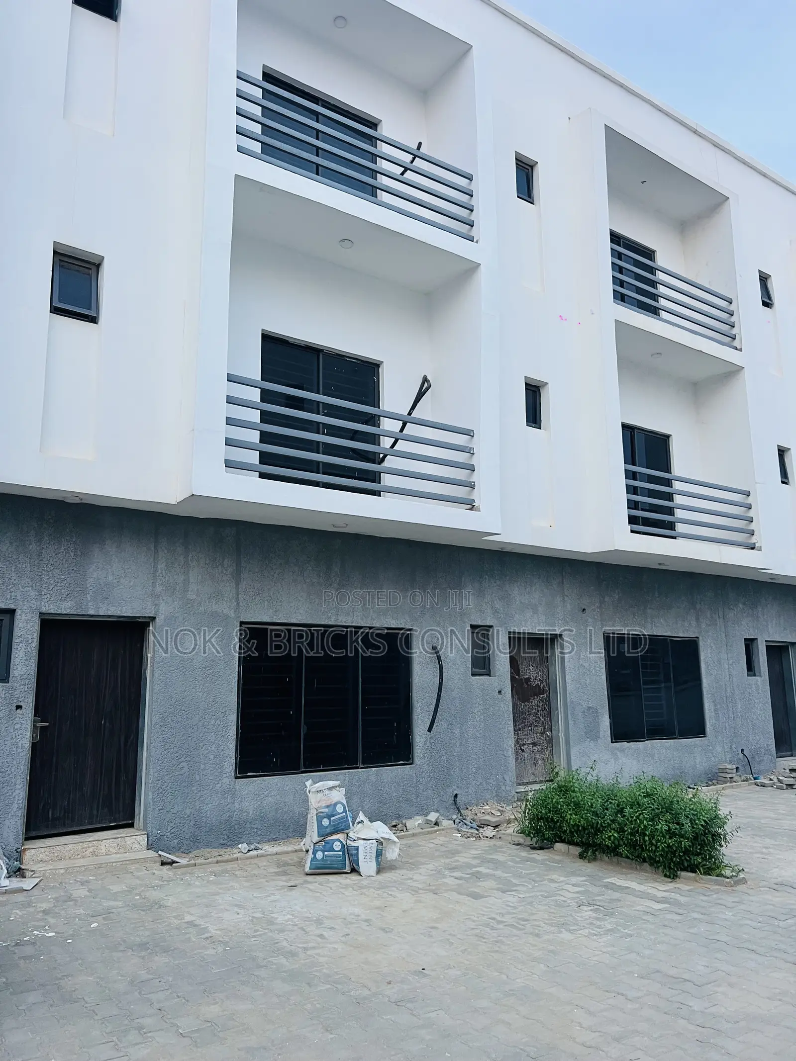 4bdrm Duplex in Bilal Court, Jahi for sale in Jahi