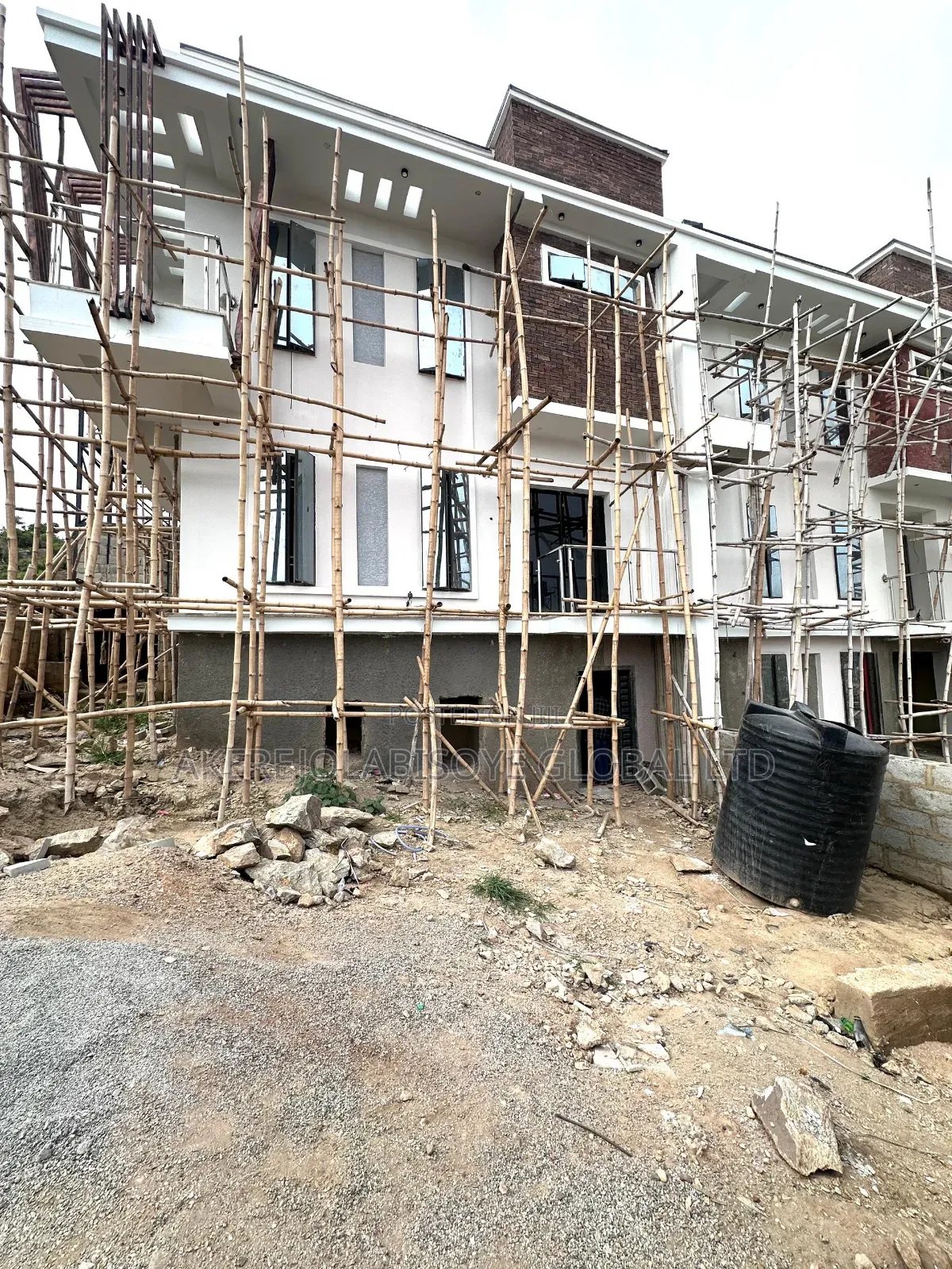 3bdrm Duplex in Guzape Abuja for sale in Guzape District
