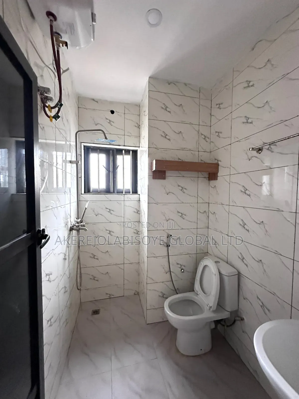 3bdrm Apartment in Guzape Abuja for rent in Guzape District