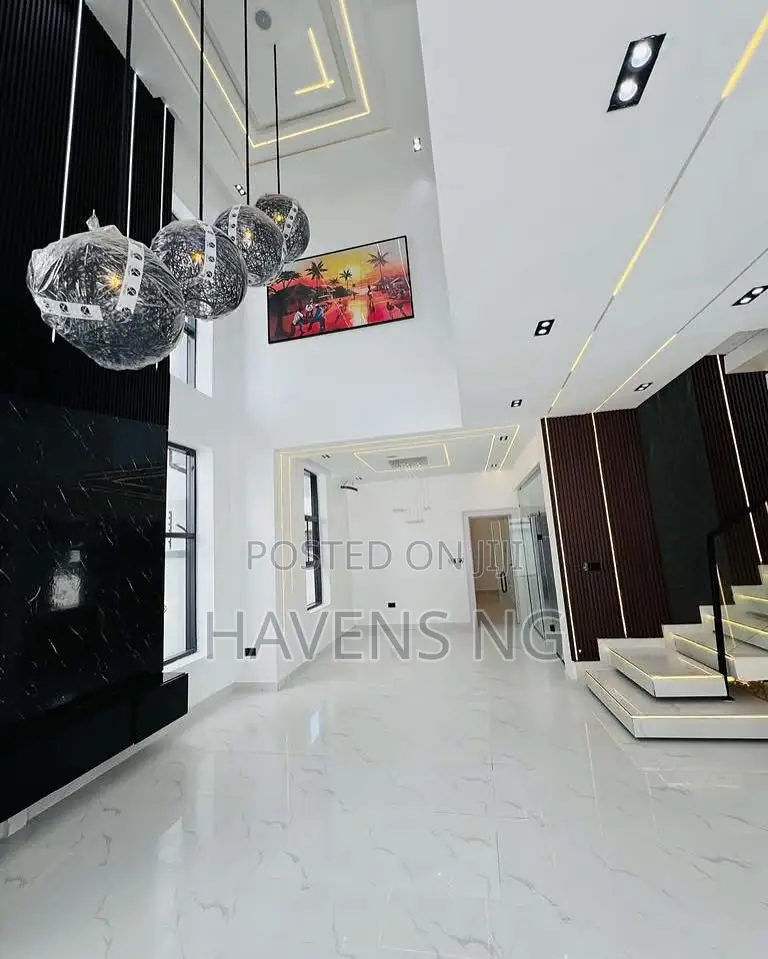 5bdrm Duplex in Abraham Adesanya Estate for sale in Abraham Adesanya Estate