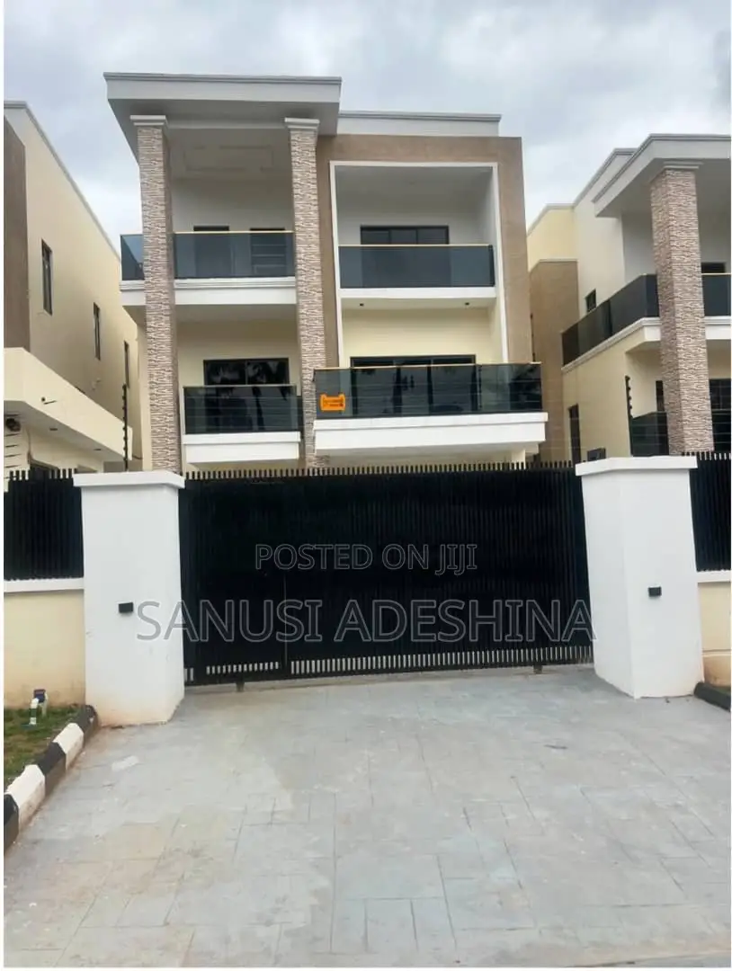 5bdrm Duplex in Gwarimpa Estate Fct, Gwarinpa for sale in Gwarinpa