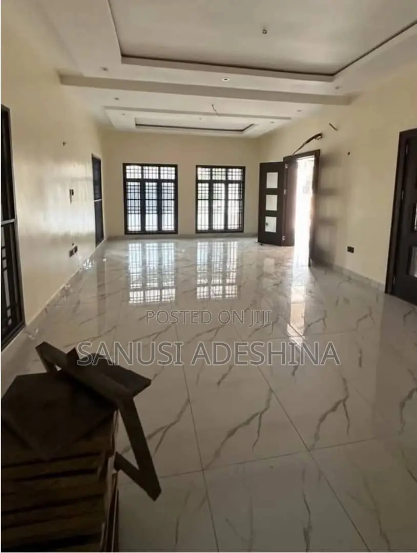 5bdrm Duplex in Gwarimpa Estate Fct, Gwarinpa for sale in Gwarinpa