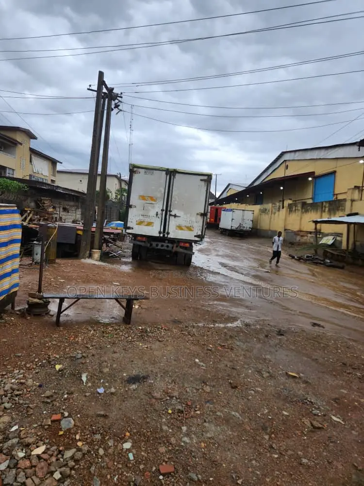 An Industrial Land Measuring 3100sqm in a Prime Location in Oluyole Estate