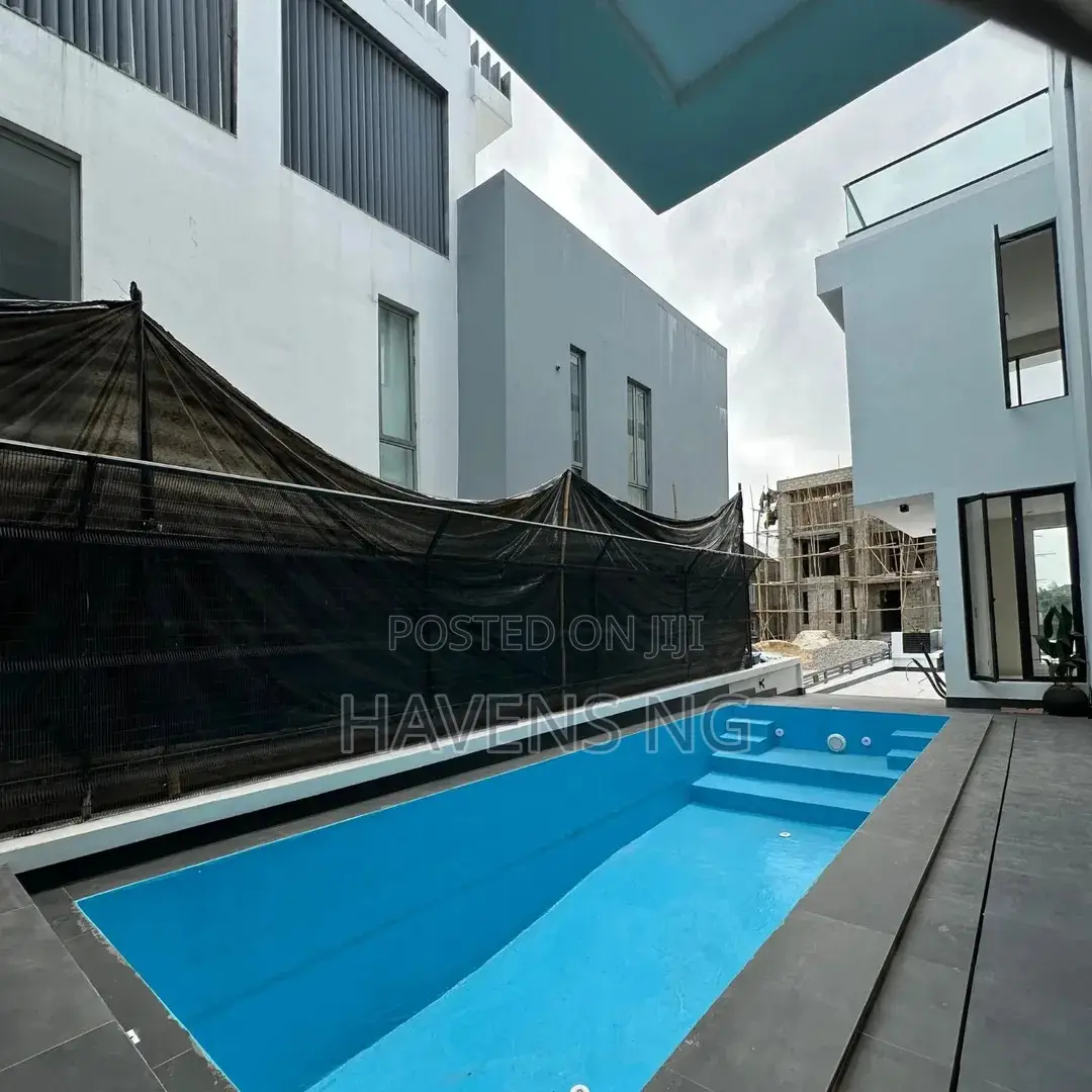 5bdrm Duplex in 1004 for sale in 1004