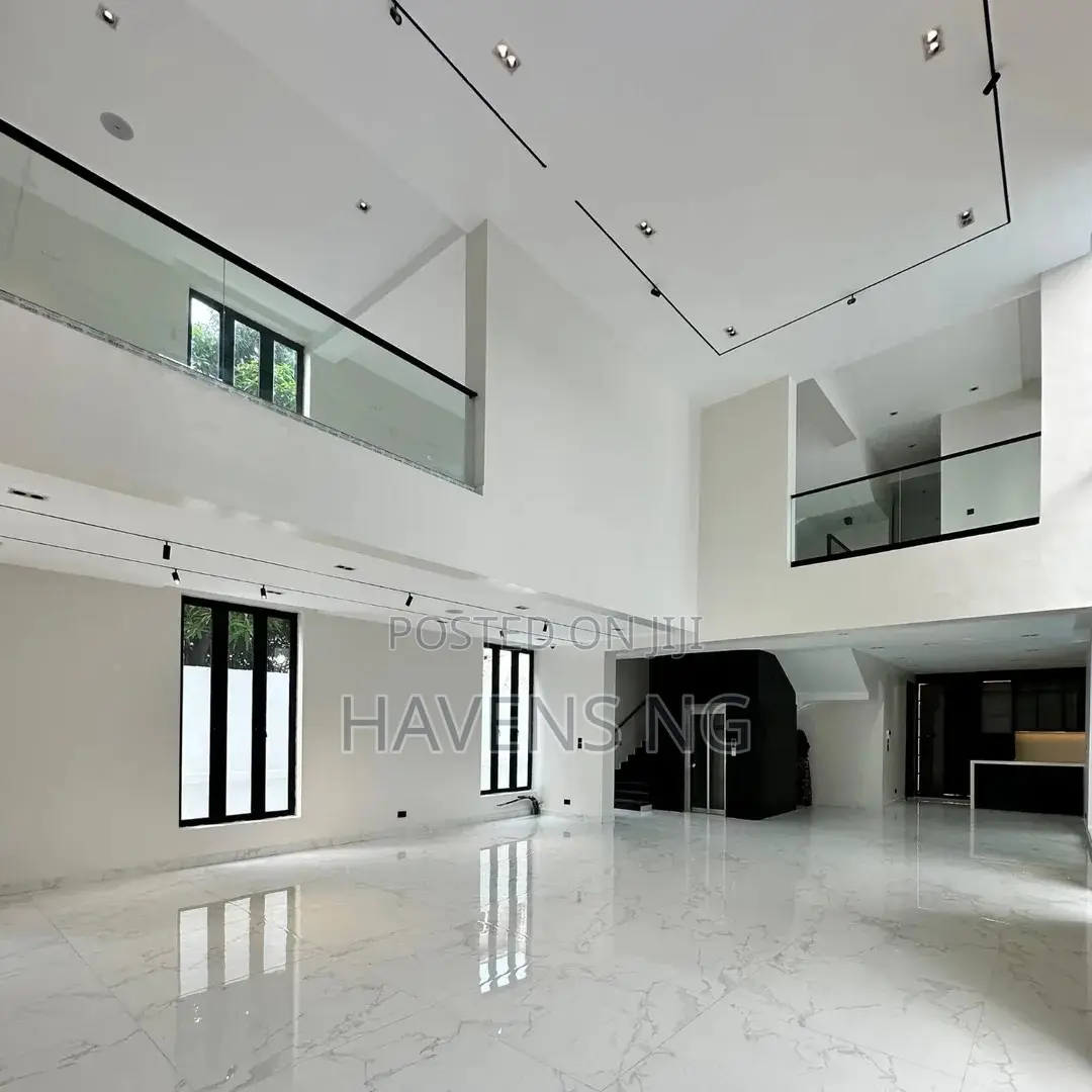 5bdrm Duplex in 1004 for sale in 1004