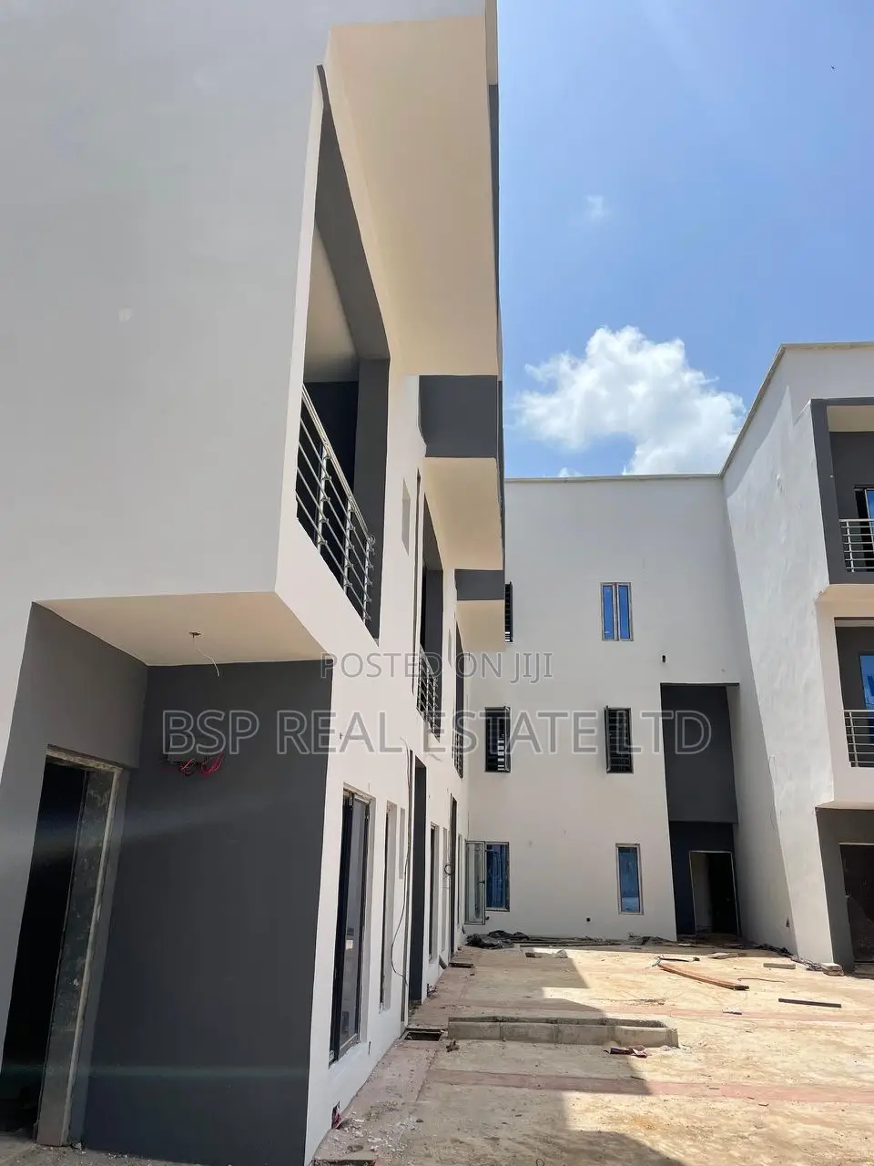4bdrm Townhouse/Terrace in Gaduwa for sale in Gaduwa