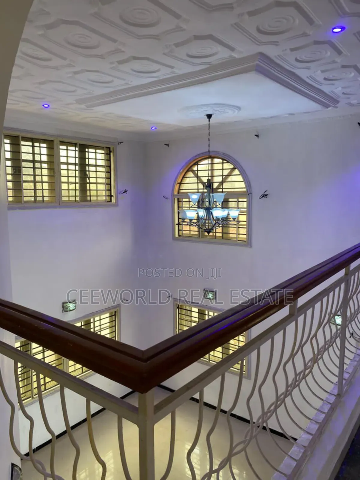 5bdrm Duplex in Oluyole Main Estate for rent in Oluyole Estate