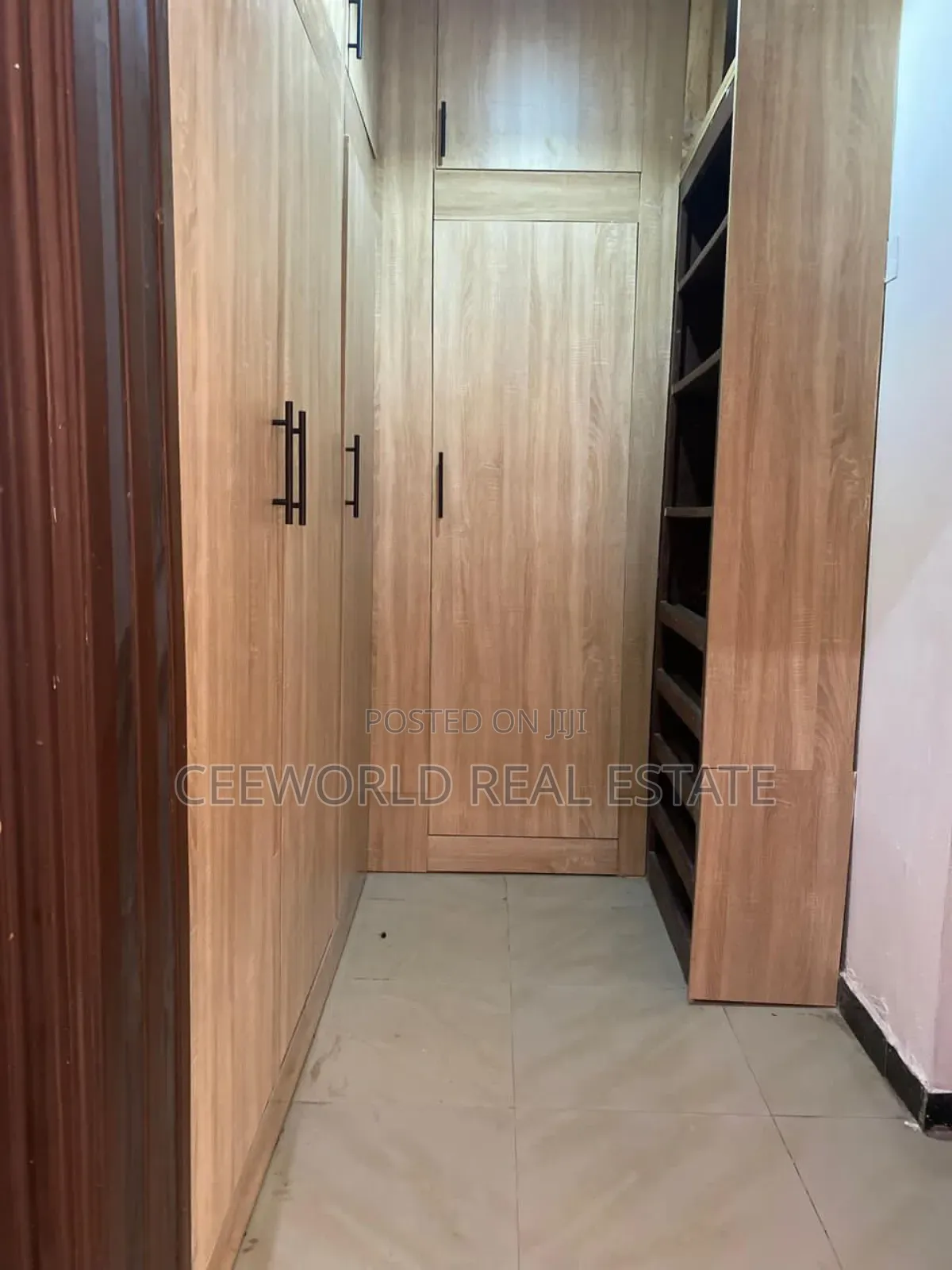 5bdrm Duplex in Oluyole Main Estate for rent in Oluyole Estate