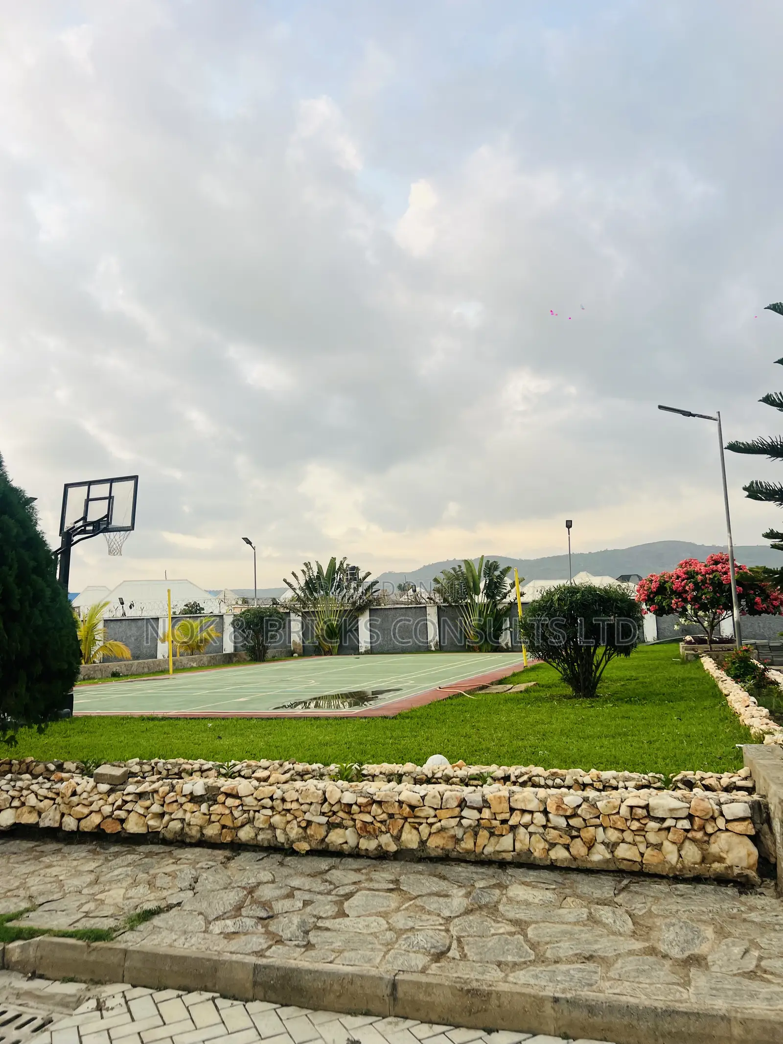 4bdrm Duplex in Comfort Homes, Jahi for sale in Jahi