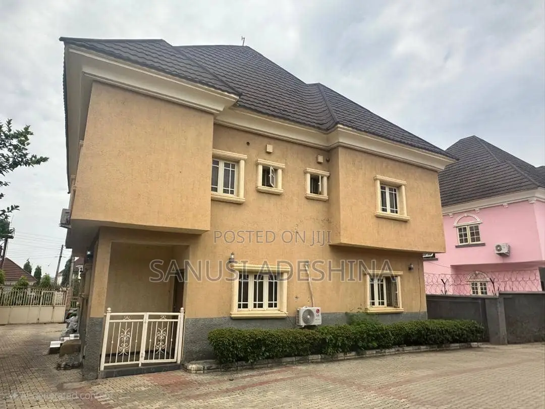 5bdrm Duplex in Gwarimpa, Gwarinpa for sale in Gwarinpa