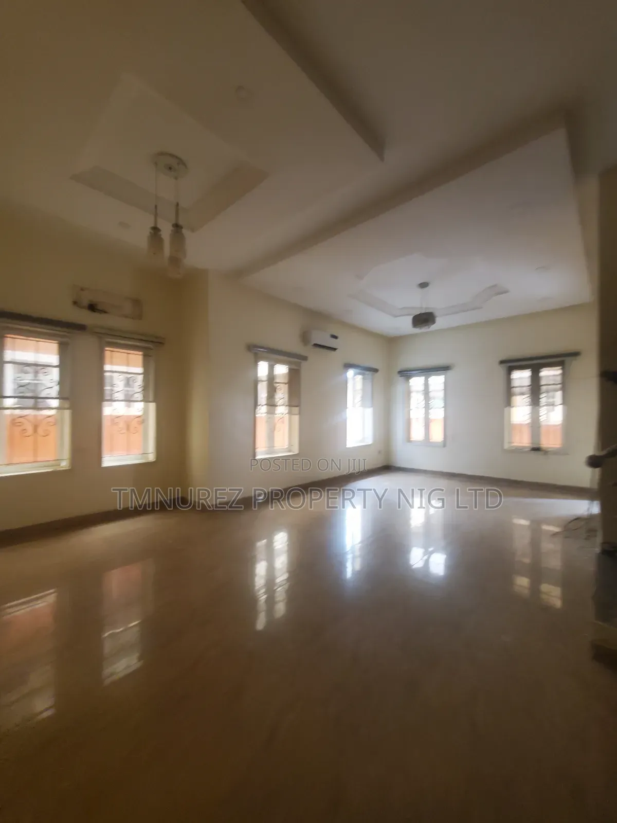 Studio Apartment in Chevron for rent in Chevron