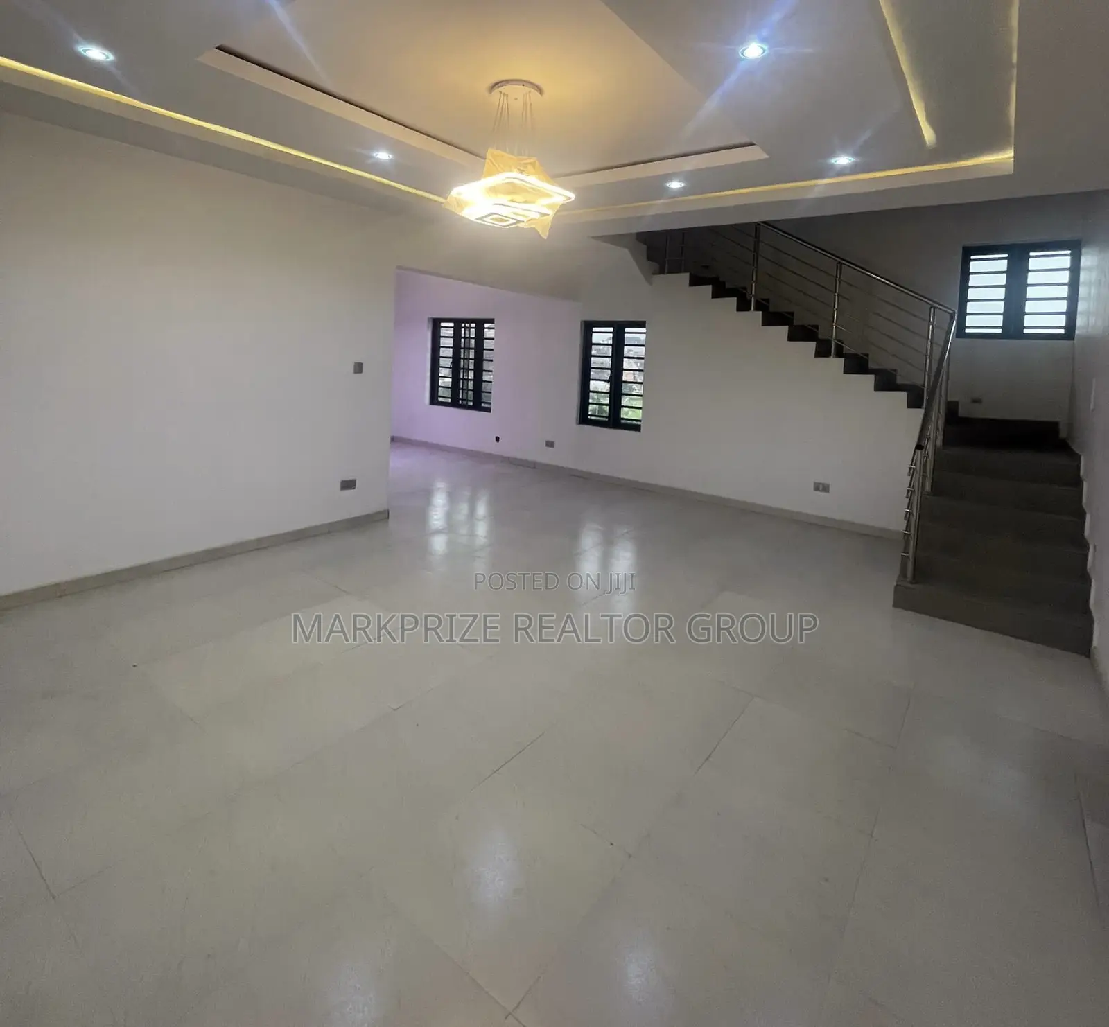 5bdrm Duplex in Magodo Phase 2 Lagos for sale in Magodo