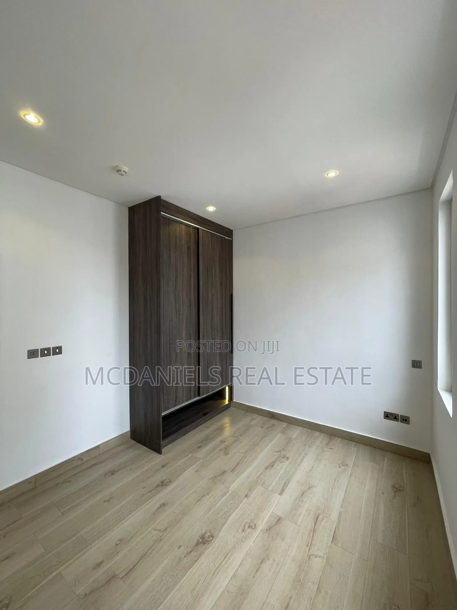 4bdrm Duplex in Osapa london for sale in Osapa london