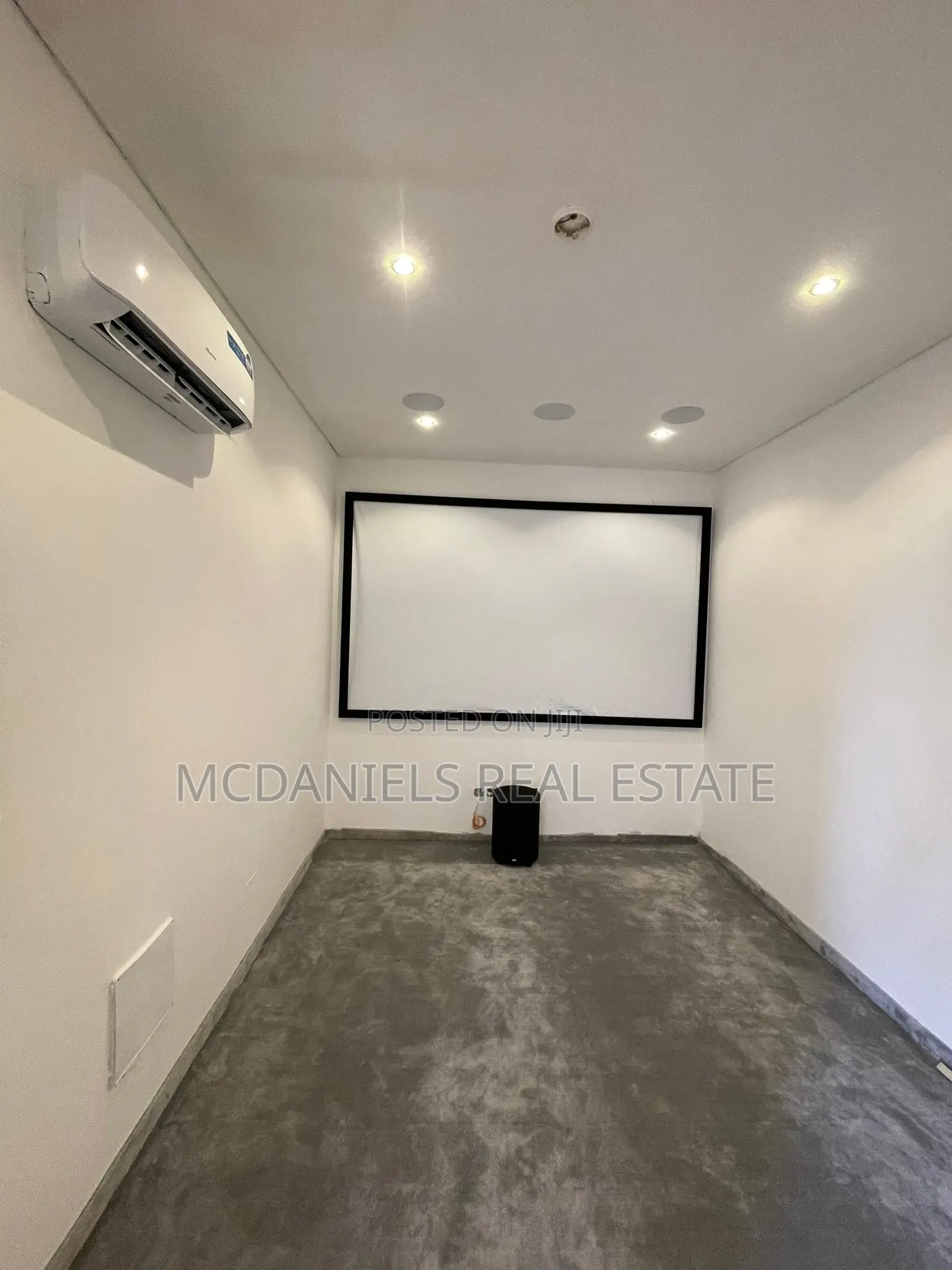 4bdrm Duplex in Osapa london for sale in Osapa london