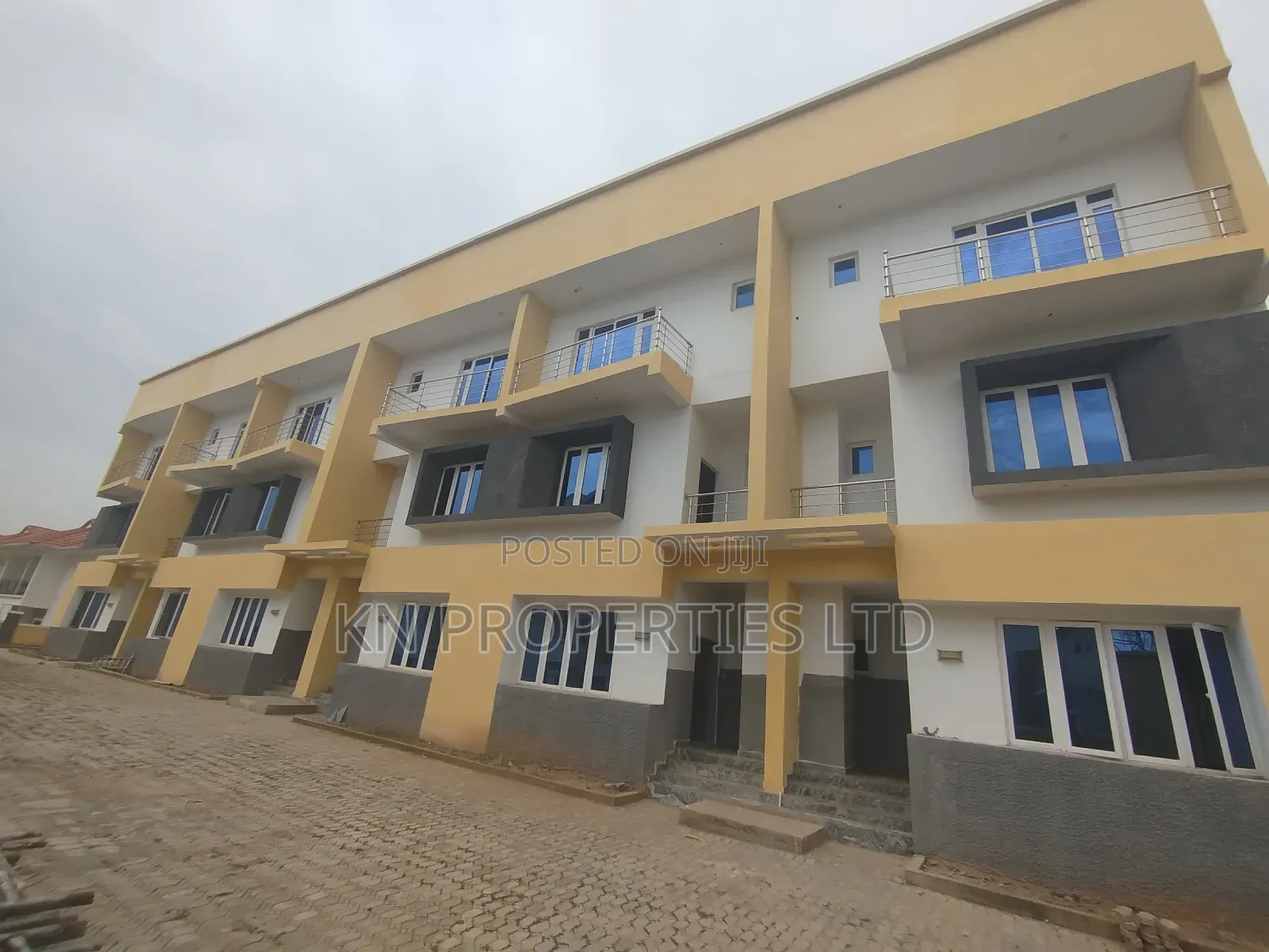 4bdrm Duplex in Diplomatic Zone, Guzape District for rent in Guzape District