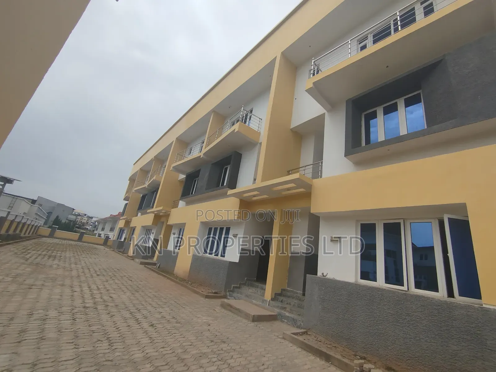 4bdrm Duplex in Diplomatic Zone, Guzape District for rent in Guzape District