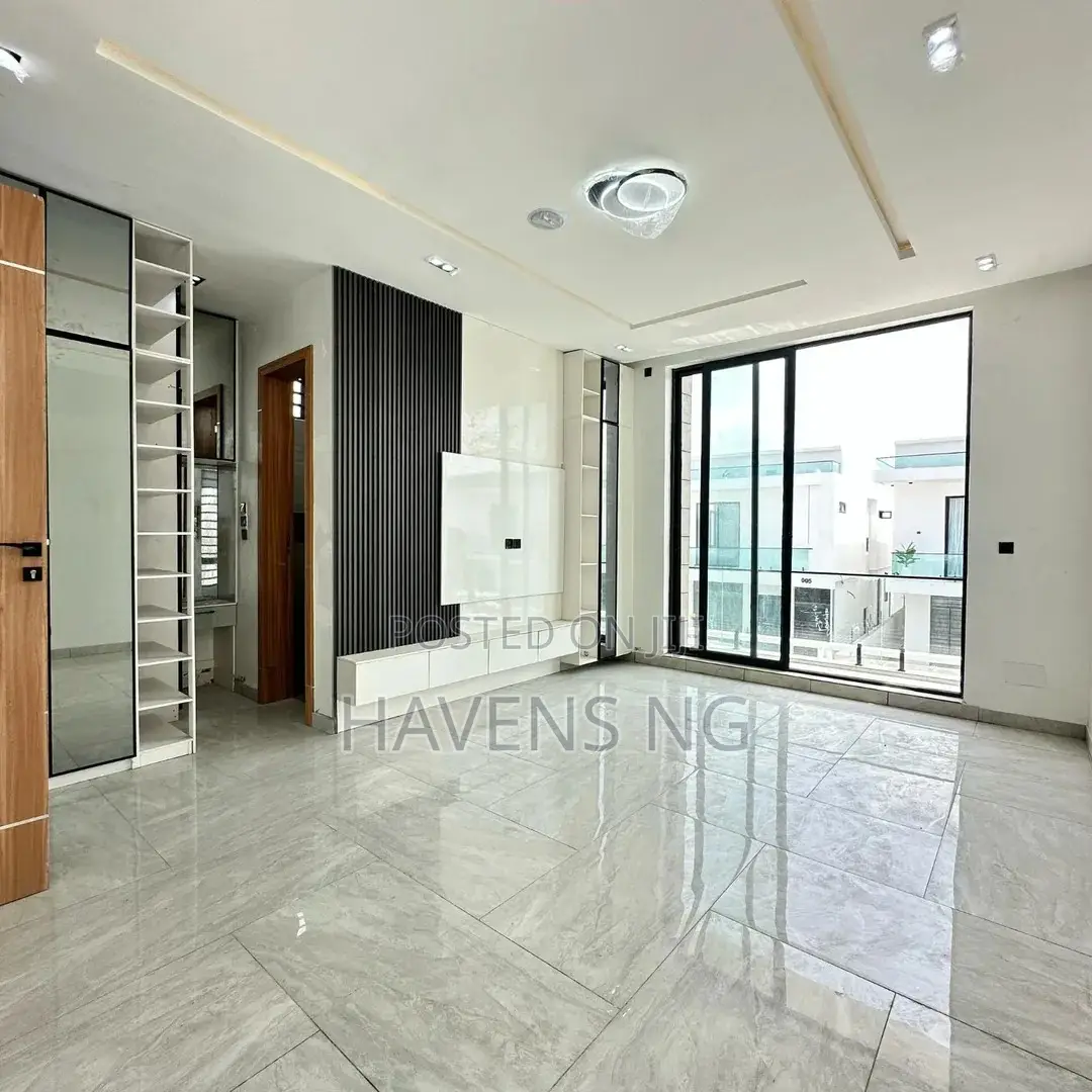 4bdrm Duplex in Lekki Phase 2 for sale in Lekki Phase 2