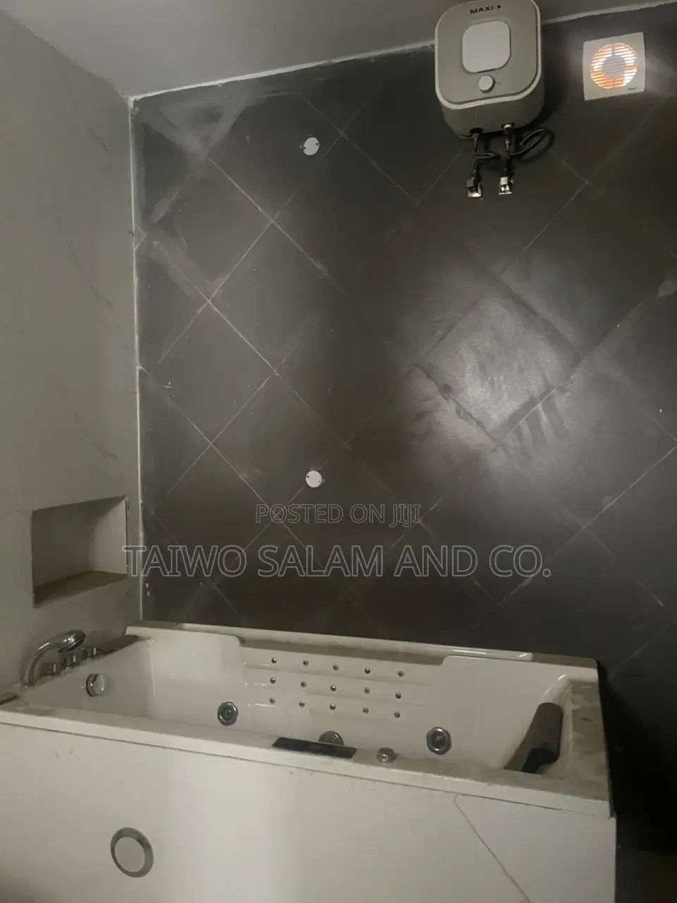 4bdrm Duplex in Akobo for sale in Akobo