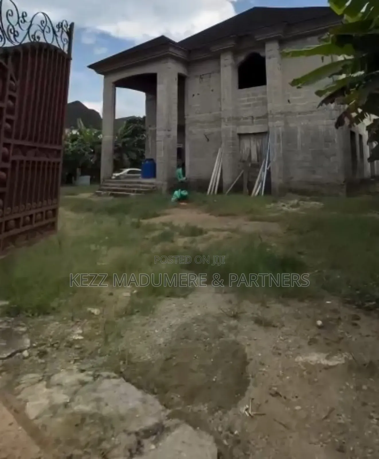 6bdrm Duplex in Mandela Estate Sars for sale in Port-Harcourt