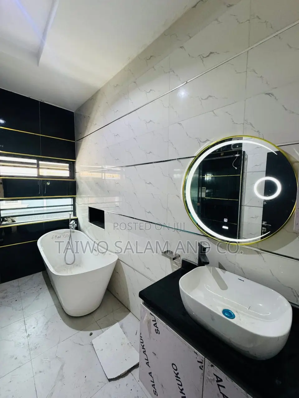 4bdrm Duplex in Akobo for sale in Akobo