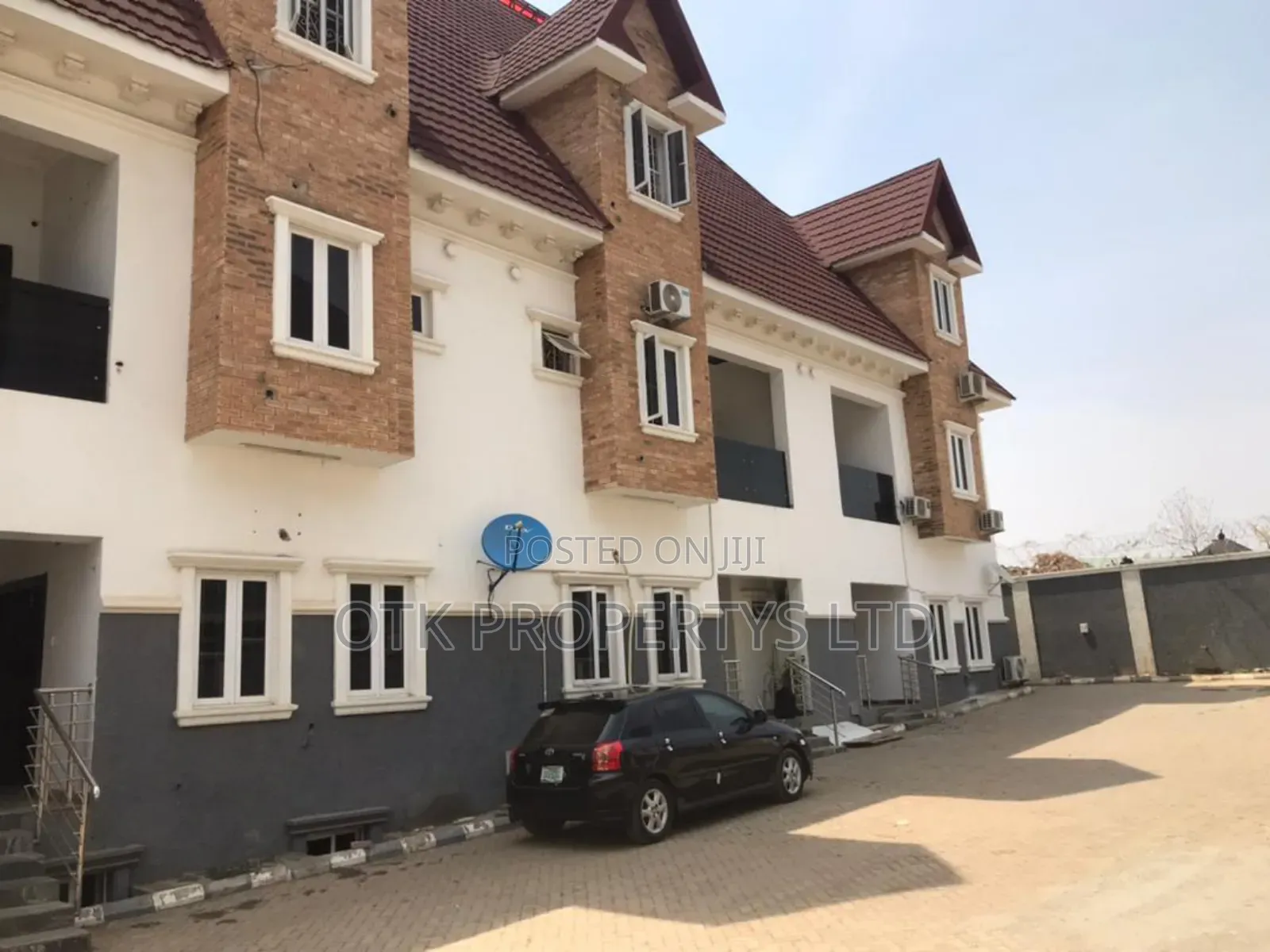 4bdrm Duplex in Gwarinpa 3Rd Avenue for sale in Gwarinpa
