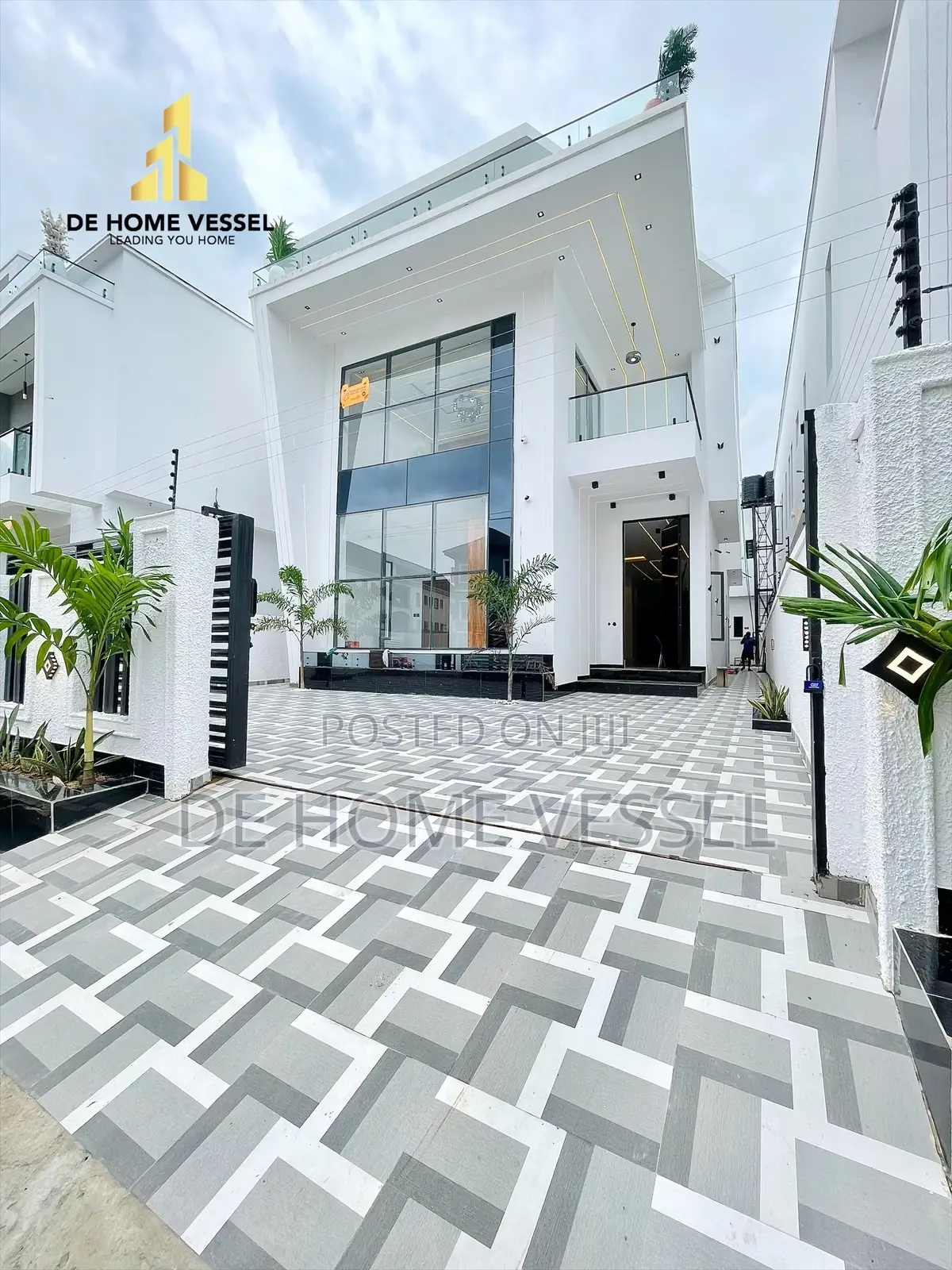 5bdrm Duplex in Ajah for sale in Ajah