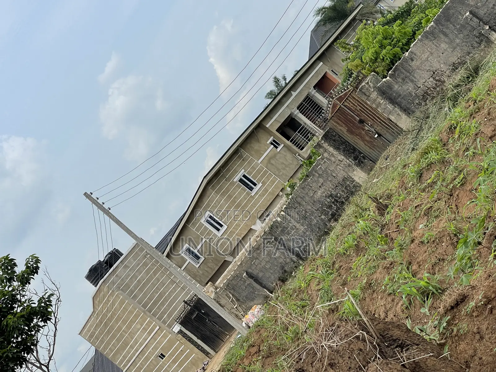 2bdrm Block of Flats in Isieke Housing, Umuahia for sale in Umuahia
