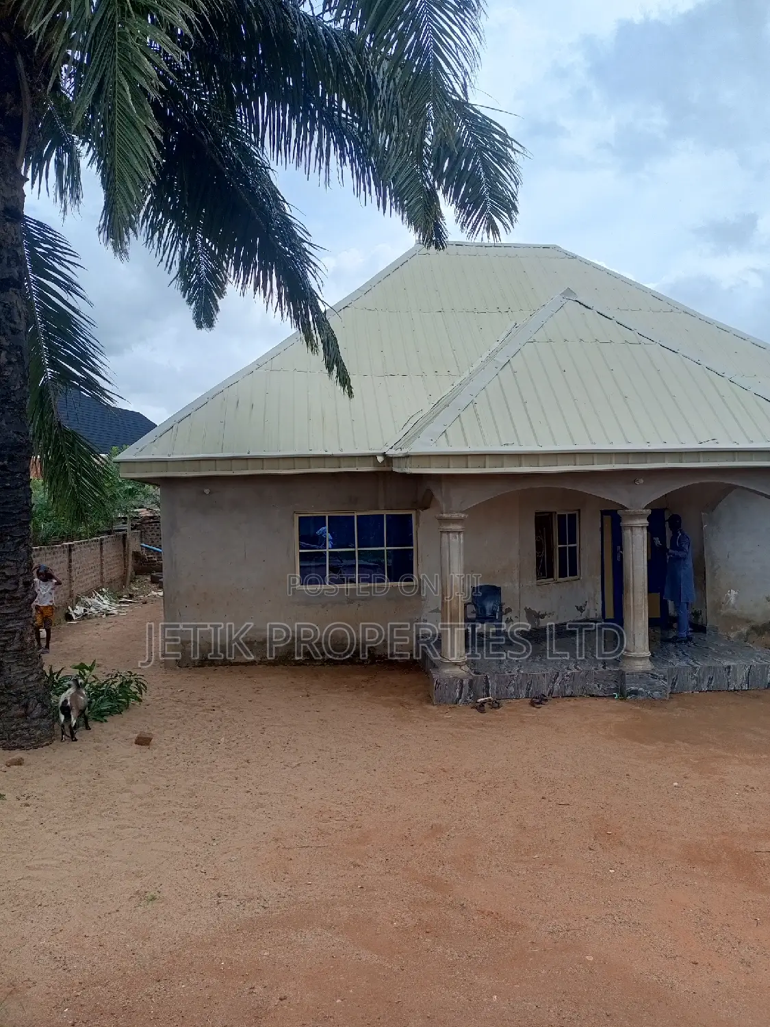 3bdrm Bungalow in Hotel Lucia, Makurdi for sale in Makurdi